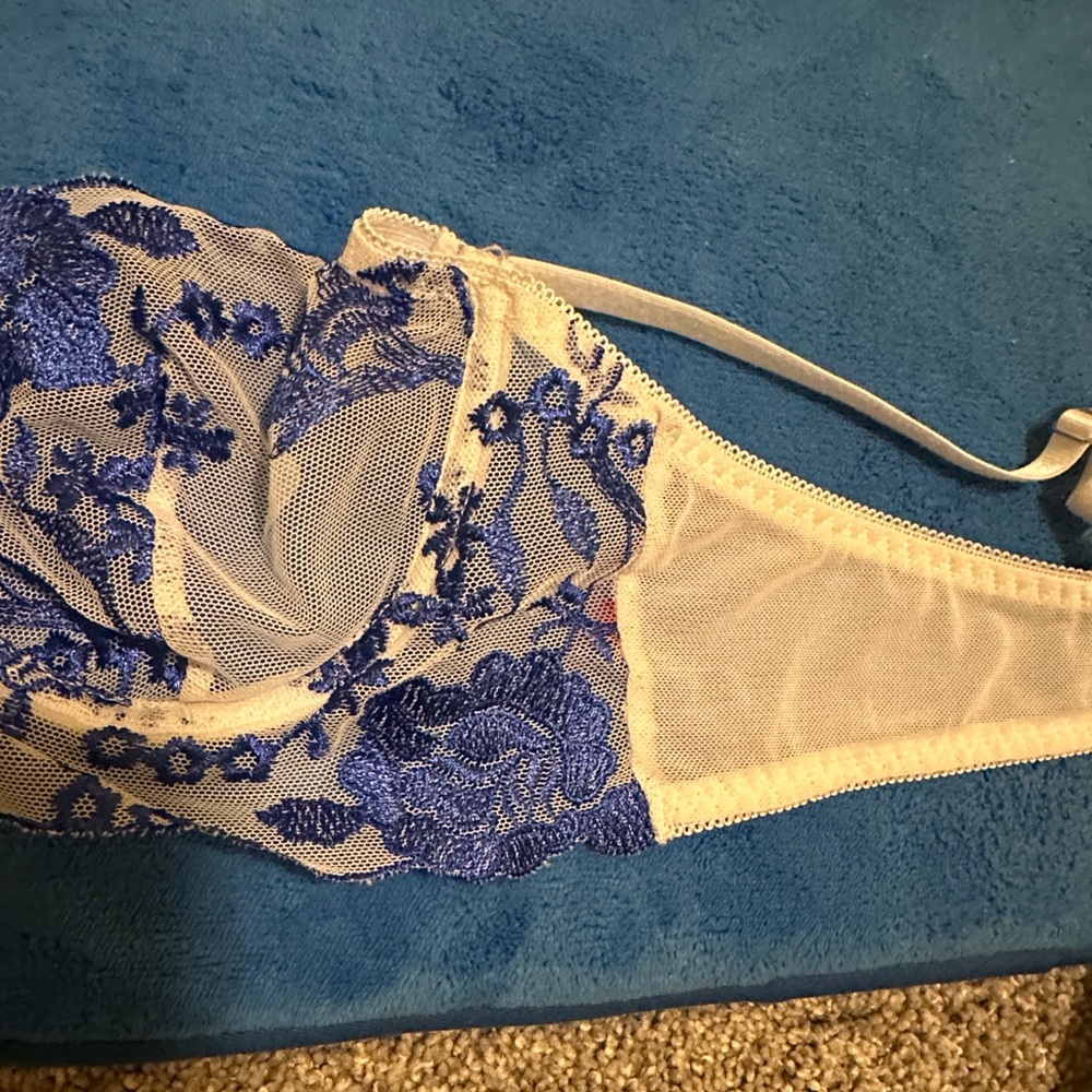 Bundle Sets - Picture 2 of 4